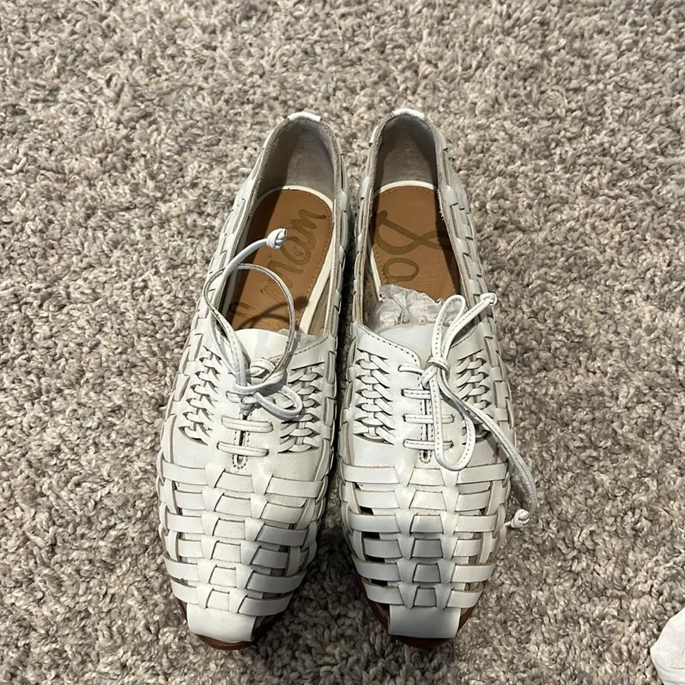 NWOB Sam Edelman White Woven Rishel Loafers